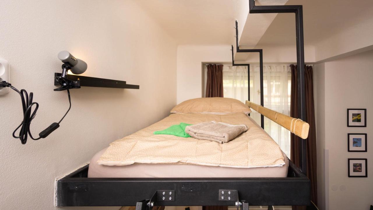 Flying Bed Apartment Close To Prague Castle And Airport Zewnętrze zdjęcie
